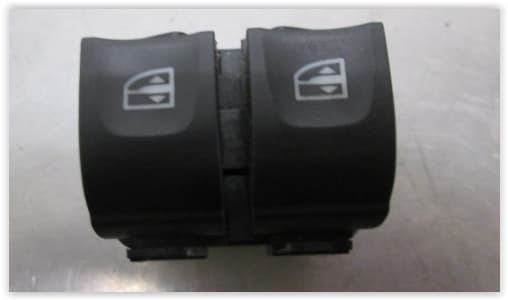 Cam Açma/kapama Anahtarı Çiftli Ön Sol Renault Clio IV 12> Captur I 13> Trafic III 15> 7 Fişli